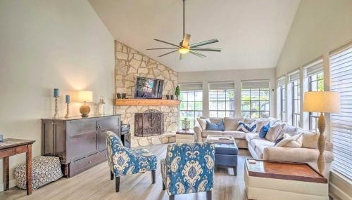 Horseshoe Bay Townhome w/ Patio & Outdoor Pool! - Foto 4
