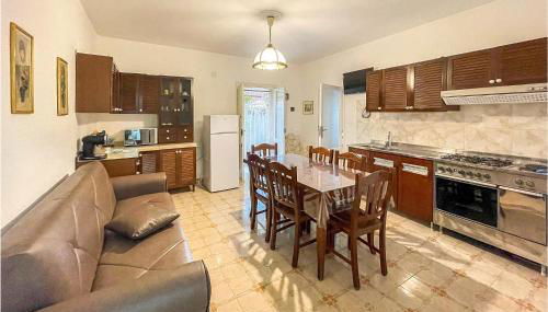 Stunning Home In Marina Di Lizzano - Foto 3