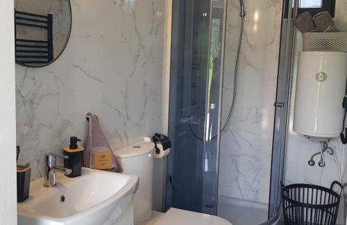 DOMKI POD DĘBAMI , Radawa - Foto 5