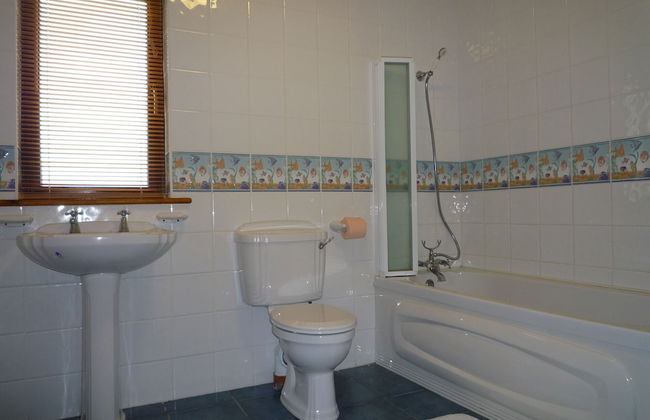 Galway Bay Lodge - Photo 16