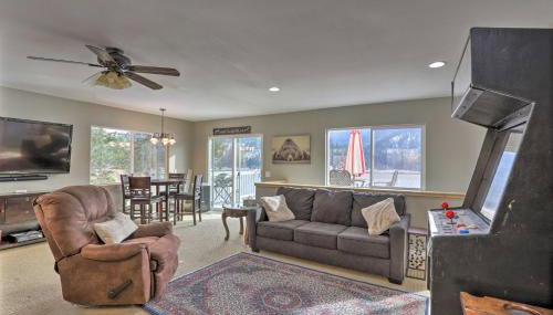 Lake Loon Hillside Cottage with Private Deck! - Foto 4