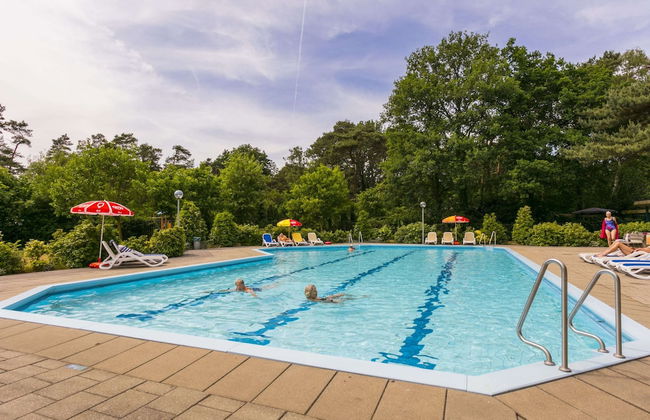 Modern Chalet With a Smart TV Near Forest - Foto 9