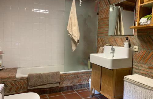 Ermita de la Tuda - Foto 25