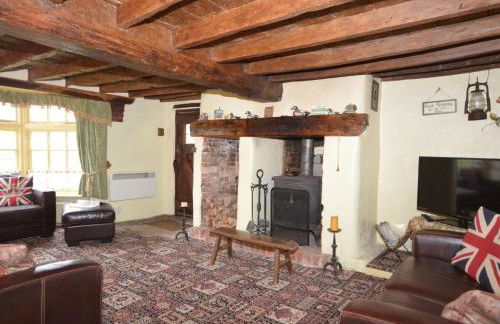 4 Bed in Corfe Mullen THOLD - Photo 3
