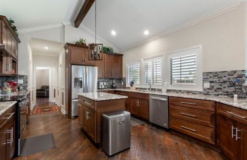 Newly Renovated Private Ranch Get-A-Way - Photo 32