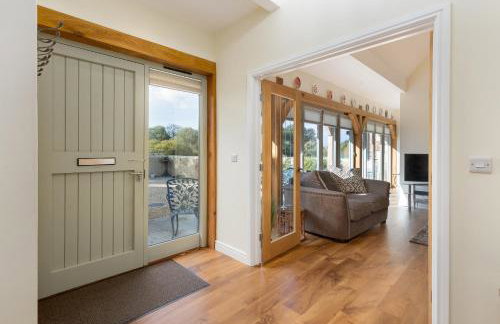 The Poppies - Photo 6