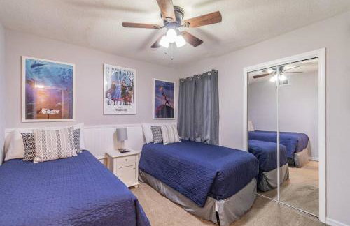 LOVE AT FIRST SIGHT! NEW Disney Home, Sleeps 6, Pool, Patio, NO Steps, LOW Rates! - Foto 76