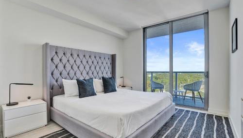 Luxury 2 Bedroom Corner Condo Walk to Design District, Infinity pool with Bay and City views, Gym, Free Parking Spot - Foto 2