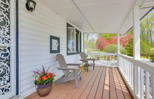 Lake Carmel Access Waterfront Home with Deck! - Foto 29