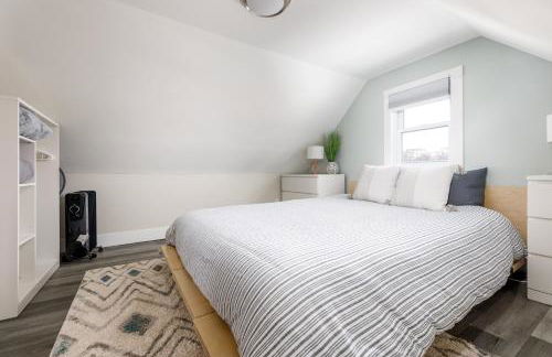 Modern Mid-Century Downtown AC Walkable - Photo 16