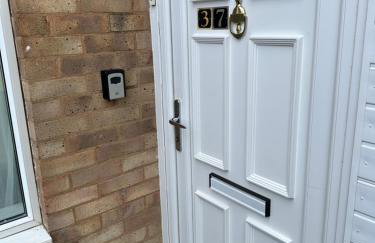 A Charming 3 Bed home next to NEC and Birmingham International Airport - Foto 28