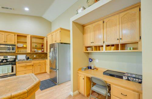 Porterville Getaway with Patio and Valley Views! - Foto 11