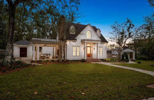 Luxe Fairhope Home with Covered Patio Walk to Bay - Foto 41