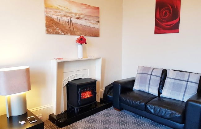 2 Bed Flat - Sleeps 4 - Parking - Wifi - Foto 6