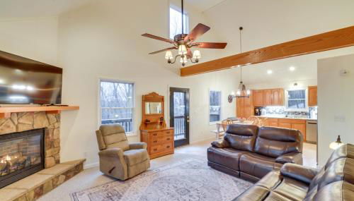 The Eagles Nest at Alpine Cabin with Fireplace! - Foto 4