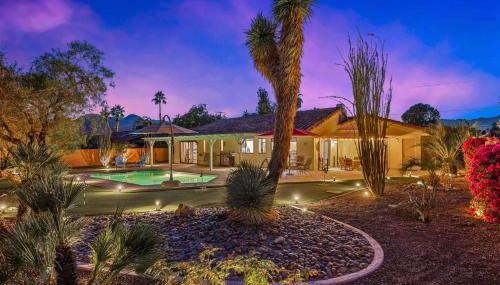 Indian Wells Resort Home with Private Saltwater Pool - Foto 3, Garden