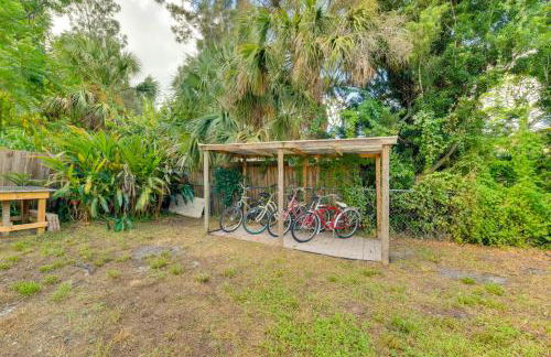 Couples Getaway Near Historic Downtown Venice! - Foto 23