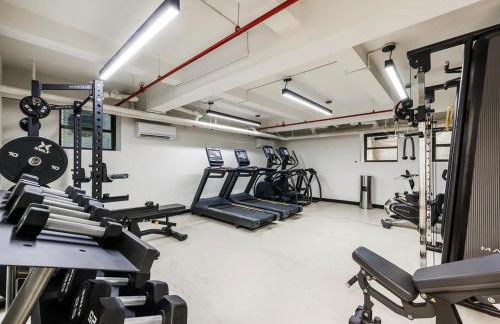 52-3DE Newly renovated 2BR BTH Midtown East - Photo 28