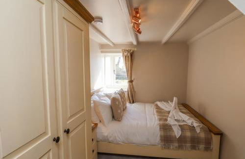 Beacon House - Photo 34