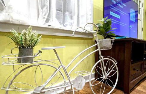 Walkable Elmwood Cottage, No Chores 2Bath 2BR 1Car - Foto 4