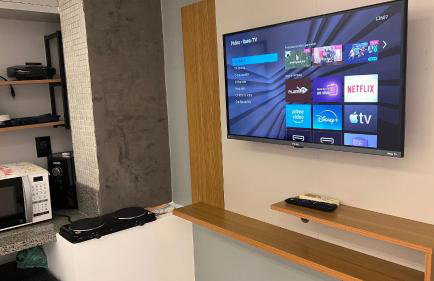 Pé na Sapucaí! Apto Completo, Decorado e Metrô na Porta - Foto 71