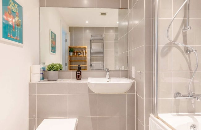 Funky 1BD High-rise Flat W/city Views, Angel! - Foto 19