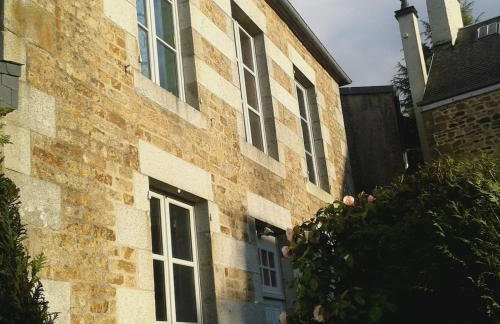 Beautiful village home close to all attractions - Foto 18