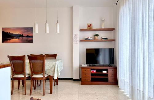 Precioso Apto. con vistas al mar y puesta de sol - Foto 4