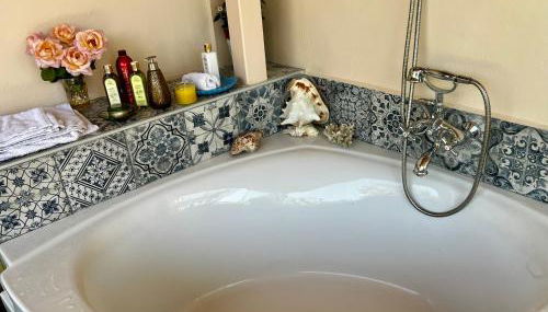 Holiday Oasis with Private Hammam-style Bath, Mini Golf - Foto 2