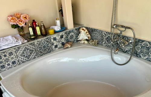 Holiday Oasis with Private Hammam-style Bath, Mini Golf - Foto 2