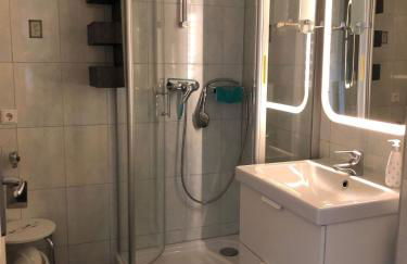 4-Sterne Ferienwohnung in Strandnähe mit Sonnenbalkon - Photo 9