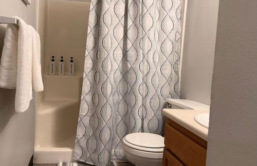 Seaside Escape downtown Meridian - Foto 13