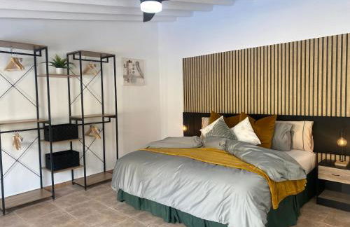 The Courtyard Studio Apartments - Foto 35