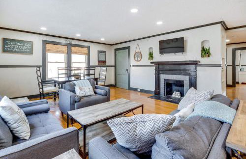 Bright Brevard Home Near Downtown and Trails - Foto 1