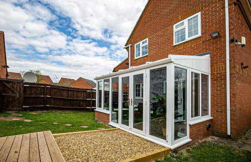 Milton Keynes for Families and Contractors with Private Parking - Foto 29