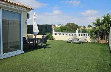 Villa - Sleeps 4 - Pool - Patio - Parking - Photo 45