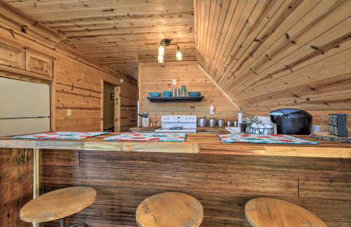 Sparta Lake Home with Deck and Boating Access! - Foto 8