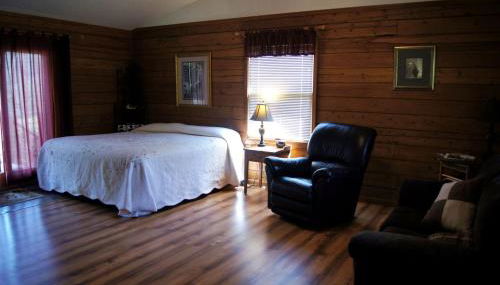 Secluded Cabin Ideal for a Romantic Getaway in the Umpqua River Valley of Oregon - Foto 3