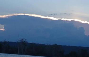 Rustic Chic Alabama Cabin w Loft Fire Pit Pet Friendly Fenced Yard Lake Guntersville - Coco Chateau - Foto 73