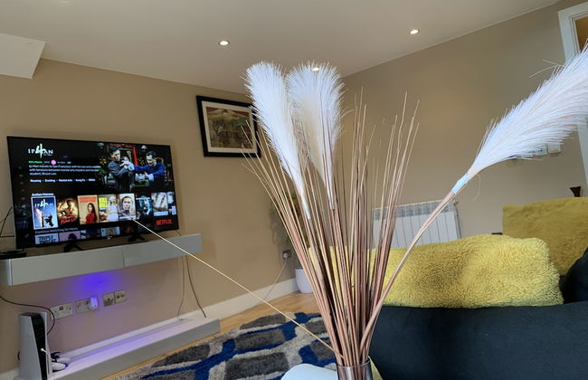 Charming 2-bed Apartment in Kingston Upon Thames - Foto 33