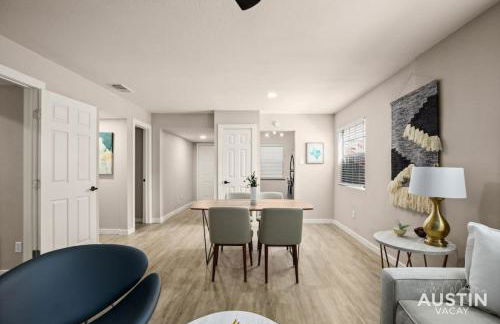 Walk to Restaurants or Cook in Subway Tile Kitchen - Photo 12