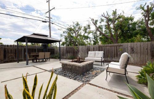 Central Location Gym Hot Tub Villa - Photo 6