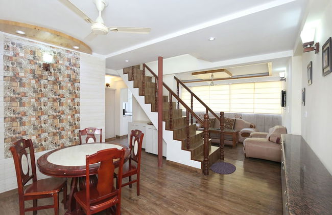 OYO 12185 Home Wayside Villa 3BHK Apartment Kasauli - Foto 14