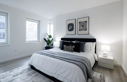 Stylish NYC Haven Steps to Broadway & Dining - Foto 2