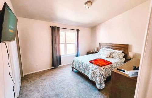 Palmer Lake near AF Academy Pet Friendly King Bed 4 TVs - Foto 9