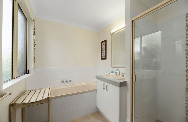 Fabulous Pet Friendly Family Home - 3 Carribean Court - Foto 13