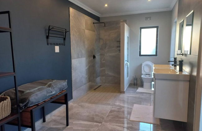 Comfortable and Luxurious Stay - Foto 14