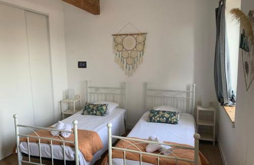 La maison de Marie - Jardin arboré - Garage privatif - Netflix - Foto 12