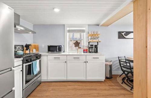 The Addie Shack Pet Friendly Steps to Beach - Foto 10