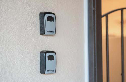 3BR 2BA Cozy Home with Jacuzzi Near Downtown - Foto 35